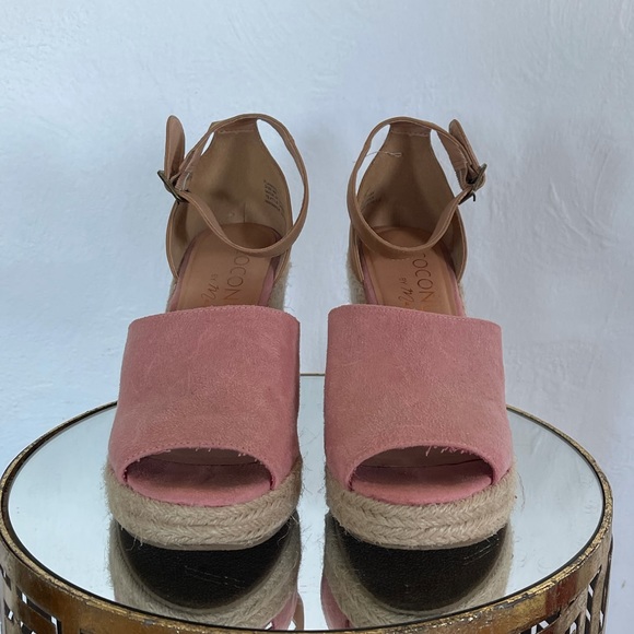 Wedge Sandal - Picture 2 of 12